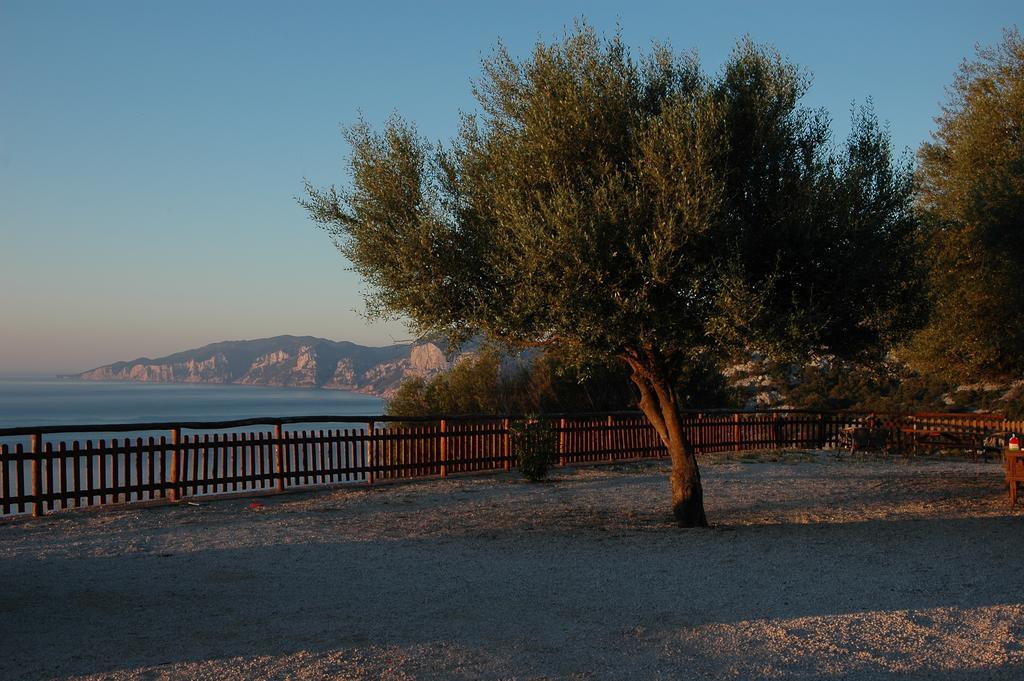 Agriturismo Codula Fuili Cala Gonone Bagian luar foto